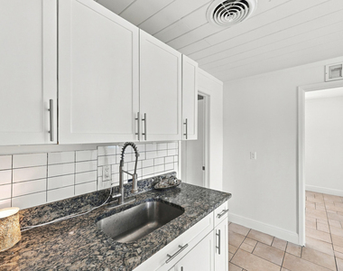 120 Pleasant Place - Photo Thumbnail 15