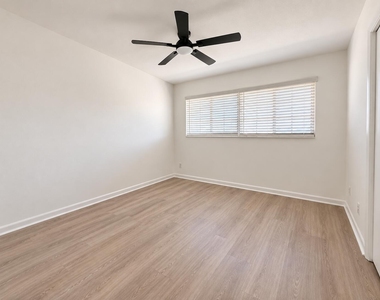 405 Southwind Drive - Photo Thumbnail 8