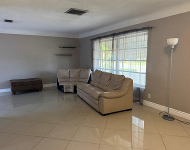 5691 Sw 1st Street - Photo Thumbnail 6