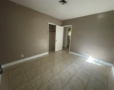 5691 Sw 1st Street - Photo Thumbnail 17