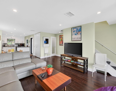 3250 Ne 12th Street - Photo Thumbnail 11