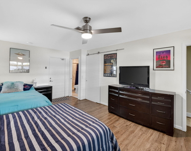 3250 Ne 12th Street - Photo Thumbnail 38