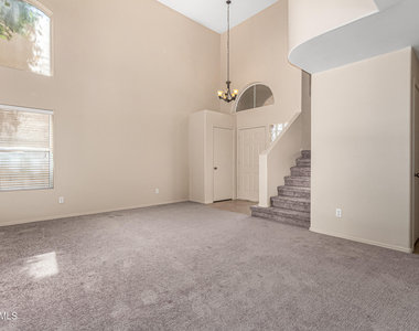 1334 E Helena Drive - Photo Thumbnail 3