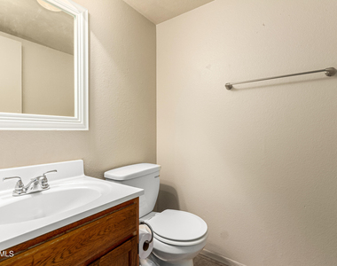 1334 E Helena Drive - Photo Thumbnail 10