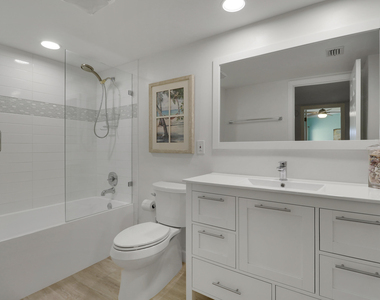 232 Seabreeze Circle - Photo Thumbnail 19