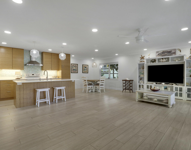 232 Seabreeze Circle - Photo Thumbnail 4
