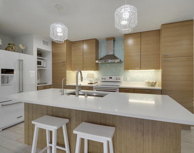232 Seabreeze Circle - Photo Thumbnail 9