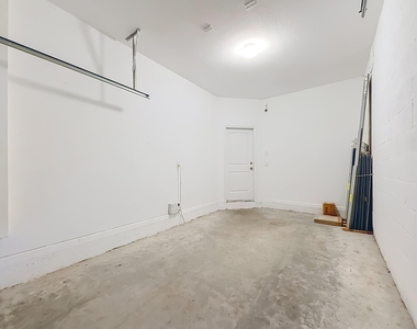 1366 Nw 214th Terrace - Photo Thumbnail 37