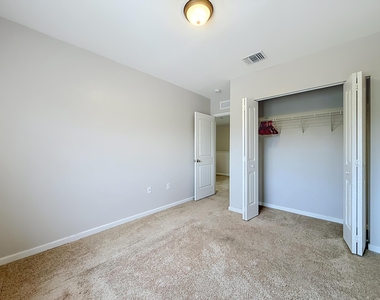 1366 Nw 214th Terrace - Photo Thumbnail 29