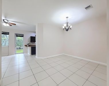 1366 Nw 214th Terrace - Photo Thumbnail 8