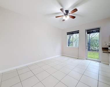 1366 Nw 214th Terrace - Photo Thumbnail 12