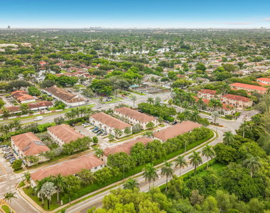 1366 Nw 214th Terrace - Photo Thumbnail 52