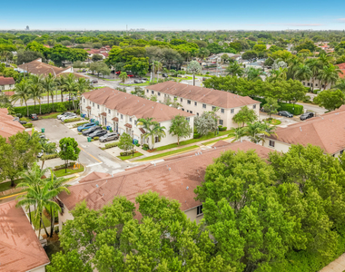 1366 Nw 214th Terrace - Photo Thumbnail 43