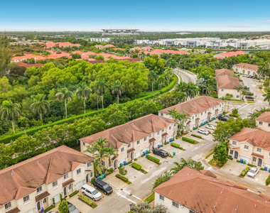 1366 Nw 214th Terrace - Photo Thumbnail 62