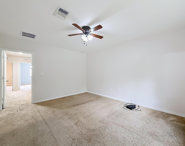 1366 Nw 214th Terrace - Photo Thumbnail 22