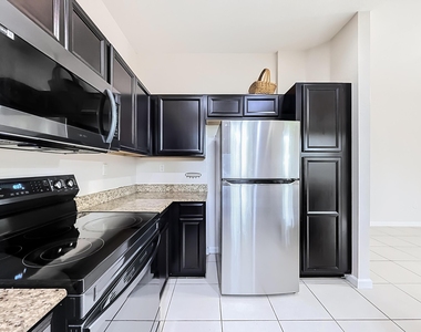 1366 Nw 214th Terrace - Photo Thumbnail 17