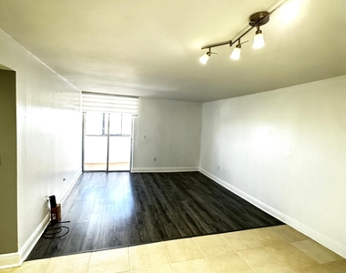 5050 Nw 7th Street - Photo Thumbnail 6