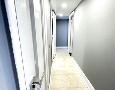 5050 Nw 7th Street - Photo Thumbnail 28