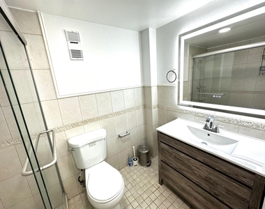 5050 Nw 7th Street - Photo Thumbnail 14