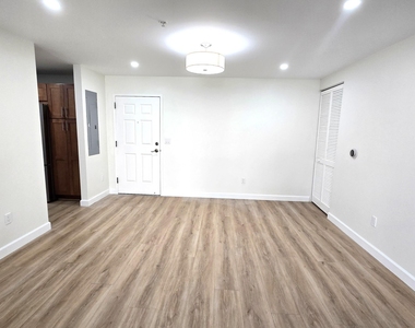8395 Sw 73rd Avenue - Photo Thumbnail 10