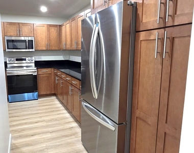 8395 Sw 73rd Avenue - Photo Thumbnail 6