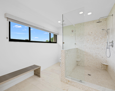 2461 Sw 27th Terrace - Photo Thumbnail 22