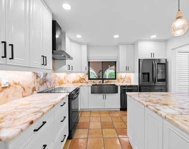 2461 Sw 27th Terrace - Photo Thumbnail 7