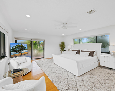 2461 Sw 27th Terrace - Photo Thumbnail 19