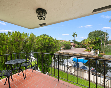 2461 Sw 27th Terrace - Photo Thumbnail 21