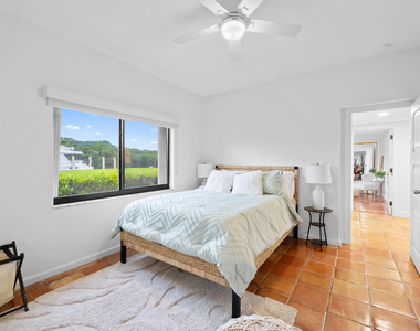2461 Sw 27th Terrace - Photo Thumbnail 30