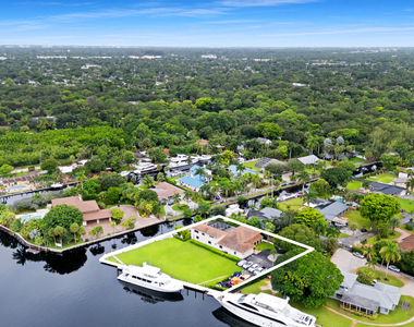 2461 Sw 27th Terrace - Photo Thumbnail 43