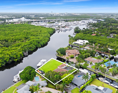 2461 Sw 27th Terrace - Photo Thumbnail 42