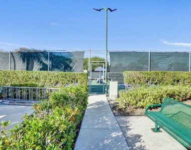 5415 E Verona Drive - Photo Thumbnail 42