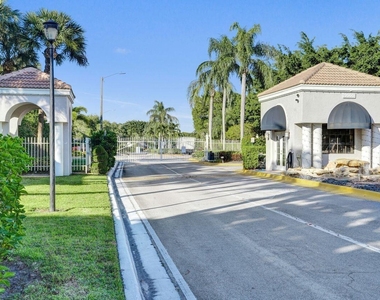 5415 E Verona Drive - Photo Thumbnail 47