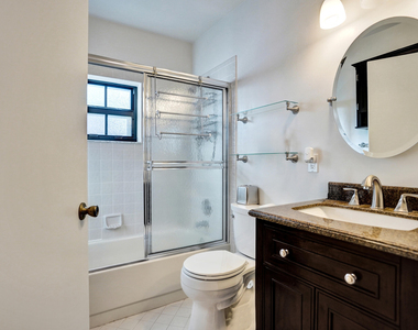 5415 E Verona Drive - Photo Thumbnail 6