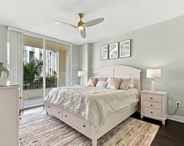 550 Okeechobee Boulevard - Photo Thumbnail 10