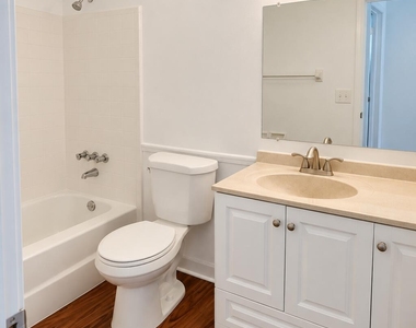 5161 Ne 18th Avenue - Photo Thumbnail 4