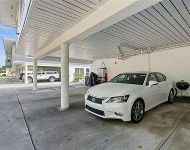 1180 Carlton Court - Photo Thumbnail 28