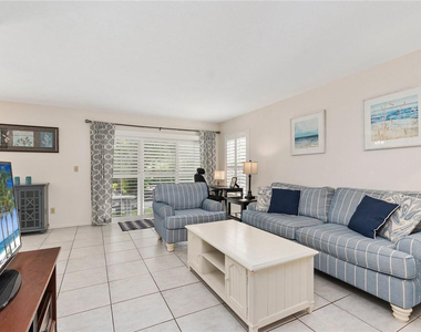 1180 Carlton Court - Photo Thumbnail 7