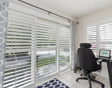 1180 Carlton Court - Photo Thumbnail 9