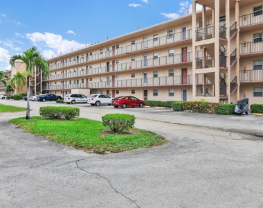 711 Lori Drive - Photo Thumbnail 20
