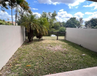 3177 Coral Springs Drive - Photo Thumbnail 14