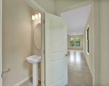 4825 Chantilly Road - Photo Thumbnail 9