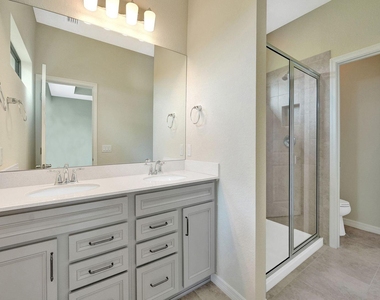 4825 Chantilly Road - Photo Thumbnail 18
