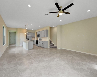 4825 Chantilly Road - Photo Thumbnail 6