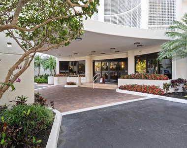 3000 N Ocean Drive - Photo Thumbnail 15