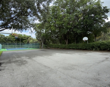 901 Sabal Ridge Circle - Photo Thumbnail 16