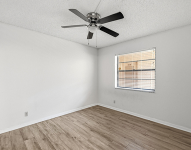 10501 W Broward Boulevard - Photo Thumbnail 19