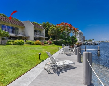 1172 Hillsboro Mile - Photo Thumbnail 41