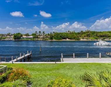 1172 Hillsboro Mile - Photo Thumbnail 40